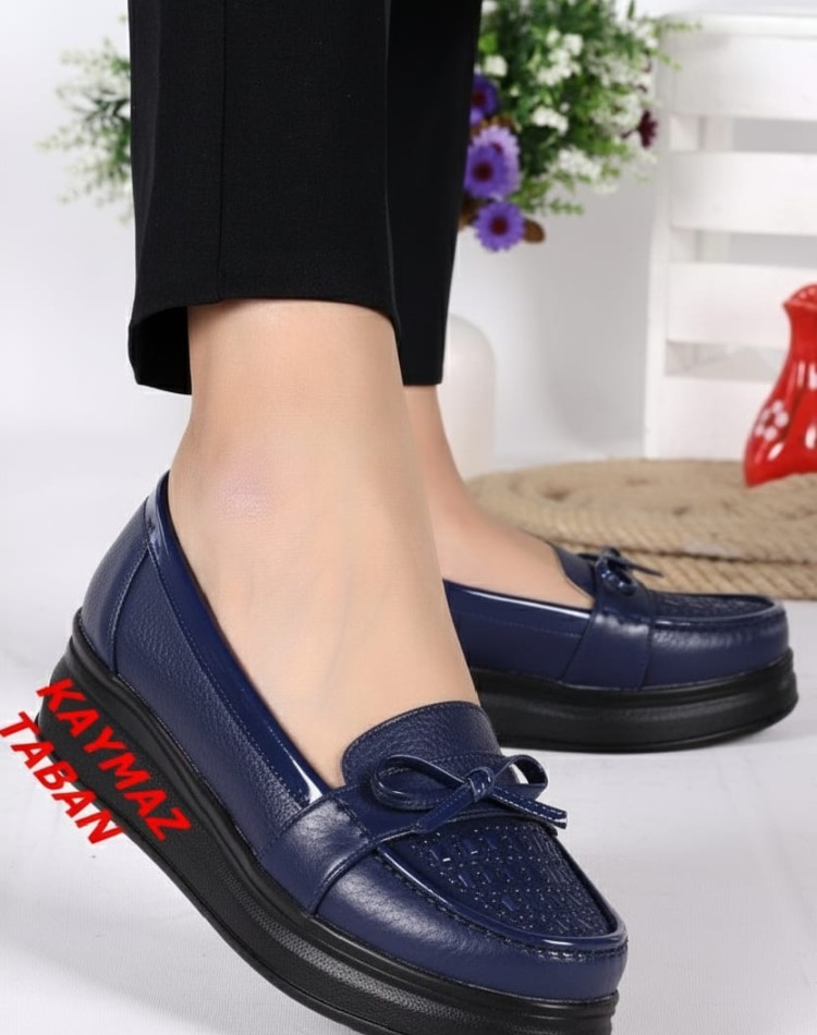Bayan Günlük Taş Detaylı Lacivert Ayakkabı Full Ortopedik