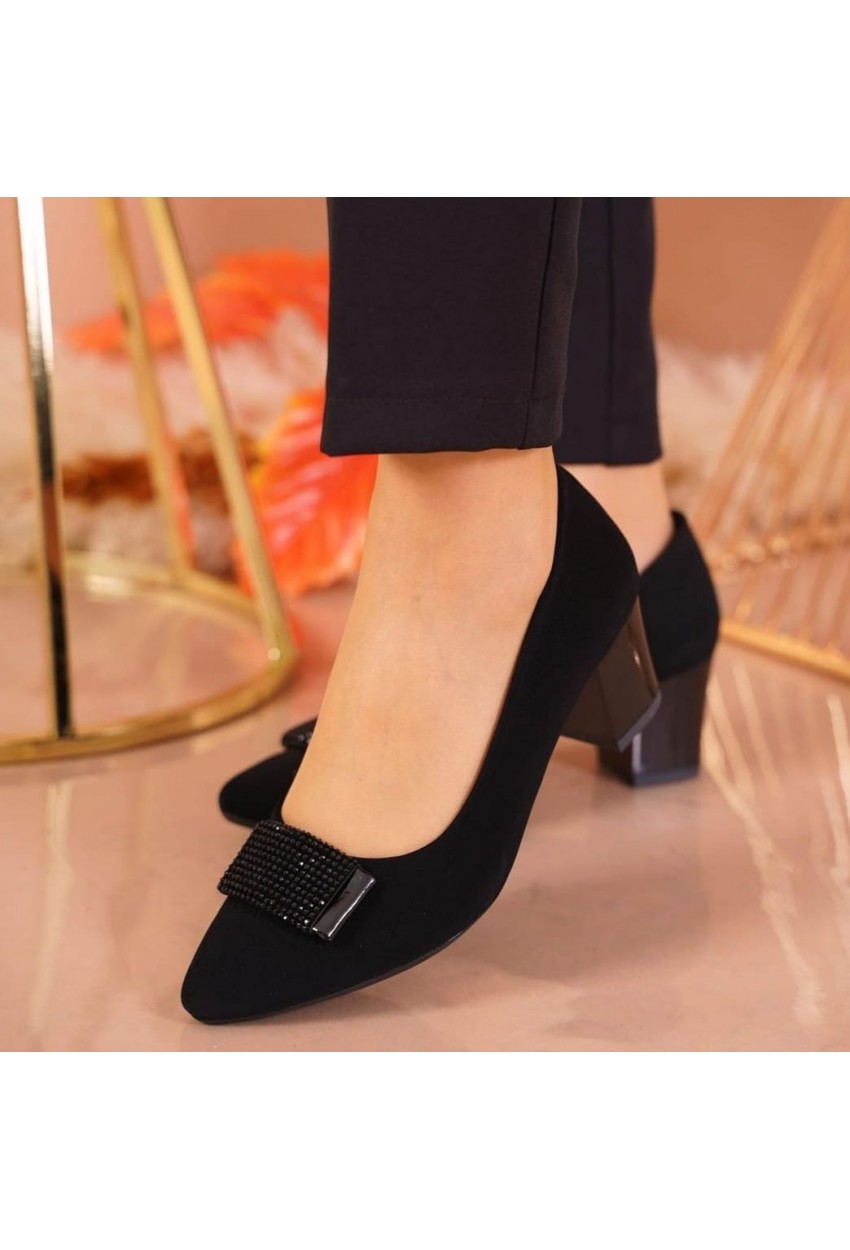 Kısa Topuklu Siyah Tokalı Ayakkabı
